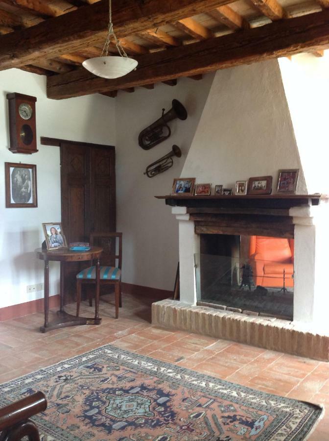 Bed and Breakfast L'Infinito à Mombaroccio Extérieur photo